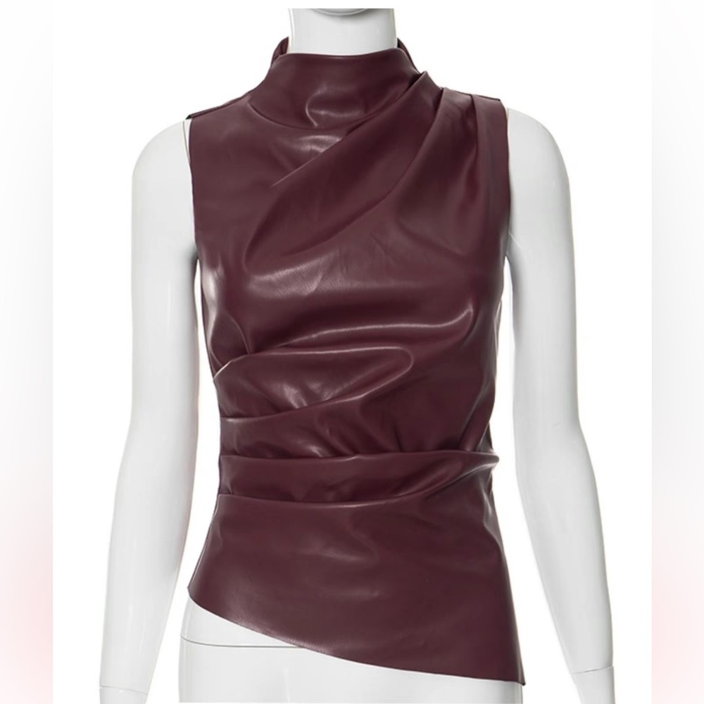 Sleeveless Faux leather Top